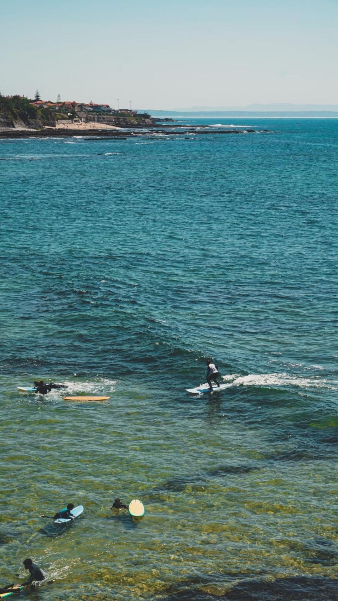 Hotel Turismo Do Seculo Estoril Exteriér fotografie Surfers at the mouth of the River Tweed