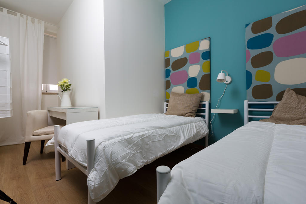 Hotel Turismo Do Seculo Estoril Pokoj fotografie A bedroom at the hotel