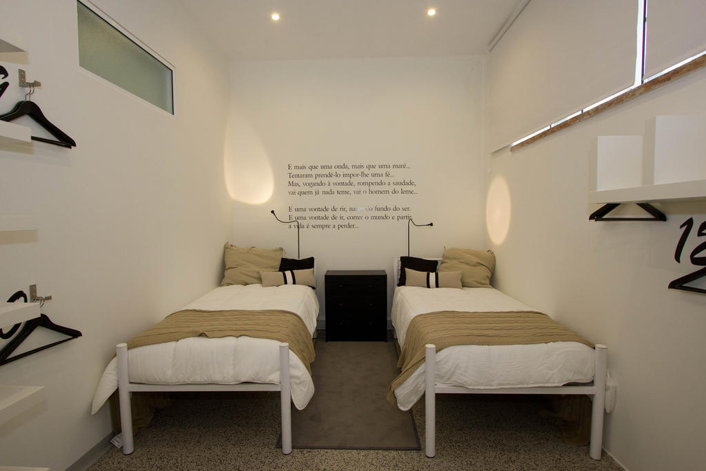 Hotel Turismo Do Seculo Estoril Pokoj fotografie A bedroom in the hotel
