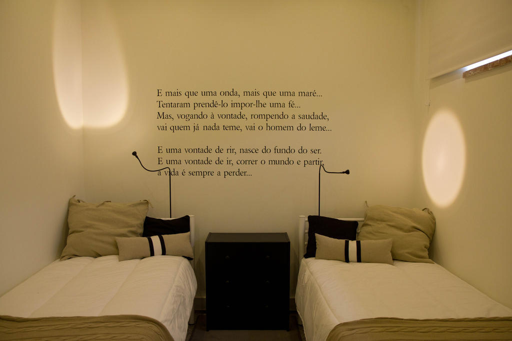 Hotel Turismo Do Seculo Estoril Pokoj fotografie A wall decal in a bedroom